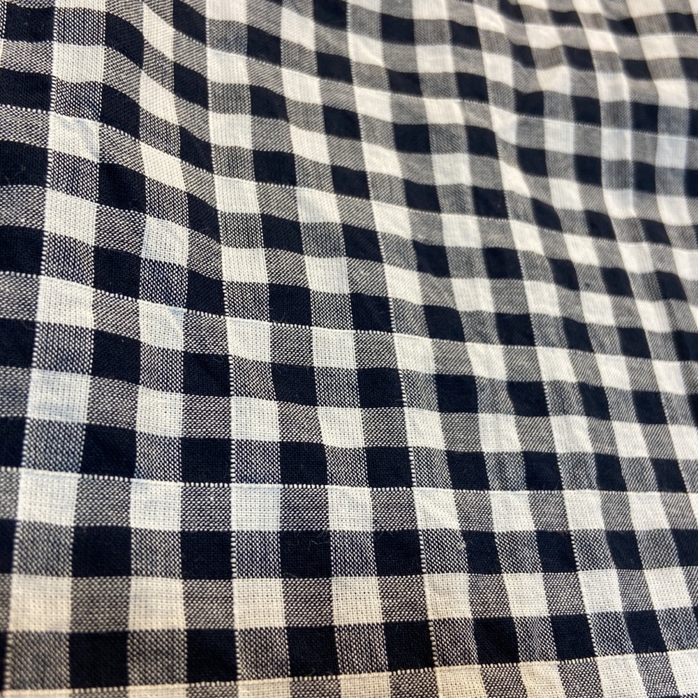 Tommy Hilfiger Gingham Check Sleeveless Button Up Top. Large. Black & White - Picture 6 of 11